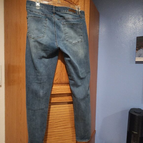 Articles of Society Women's Skinny Stretch Denim Jeans Women Mid-Rise Size 30 - Picture 7 of 7
